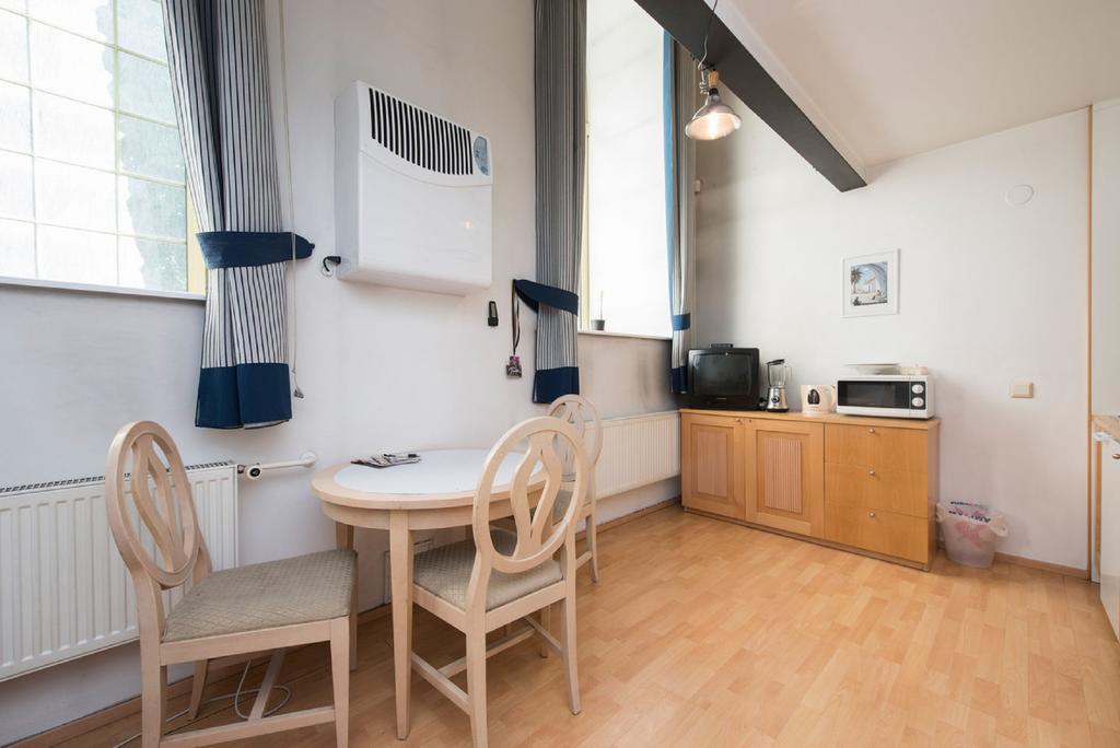 Cozy Loft Near Old Town Lejlighed Tallinn Eksteriør billede